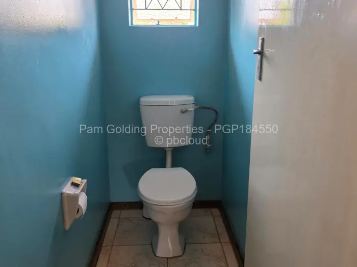 3 Bedroom House for Sale in Montrose Byo, Bulawayo