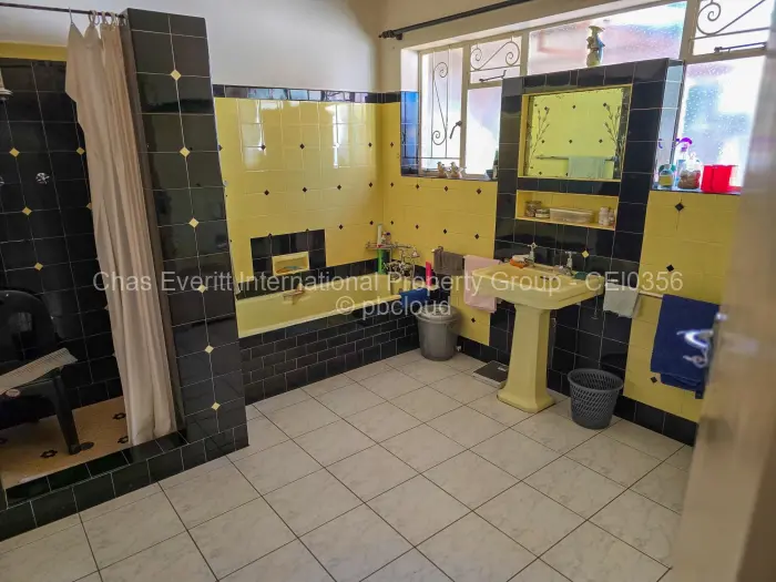 3 Bedroom House for Sale in Newton West, Bulawayo