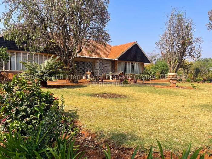 3 Bedroom House for Sale in Newton West, Bulawayo