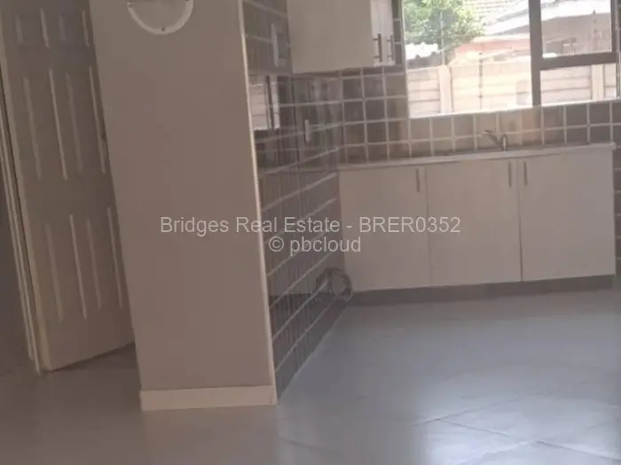 2 Bedroom House to Rent in Mount Pleasant Heights