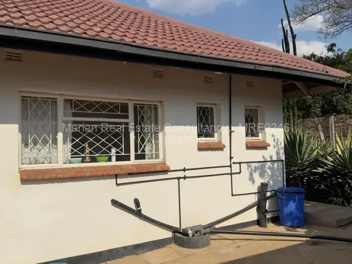 5 Bedroom House to Rent in Burnside, Bulawayo