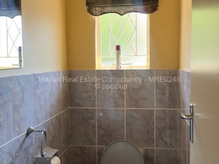 5 Bedroom House to Rent in Burnside, Bulawayo