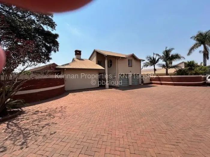 Townhouse/Complex/Cluster for Sale in Avondale, Harare