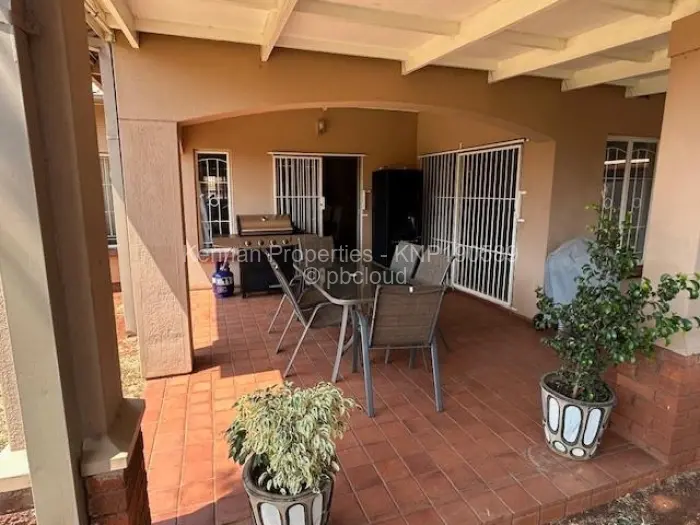 Townhouse/Complex/Cluster for Sale in Avondale, Harare