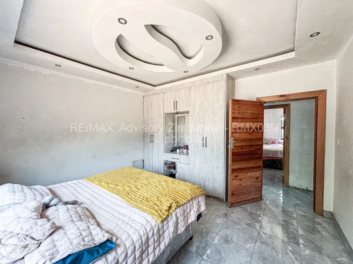 6 Bedroom House for Sale in Ruwa, Ruwa