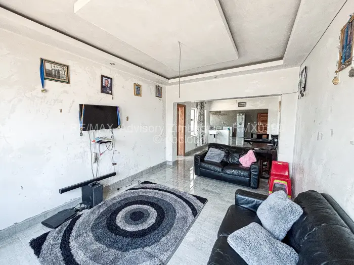 6 Bedroom House for Sale in Ruwa, Ruwa