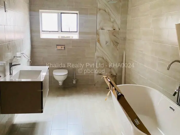 Townhouse/Complex/Cluster for Sale in Marlborough, Harare