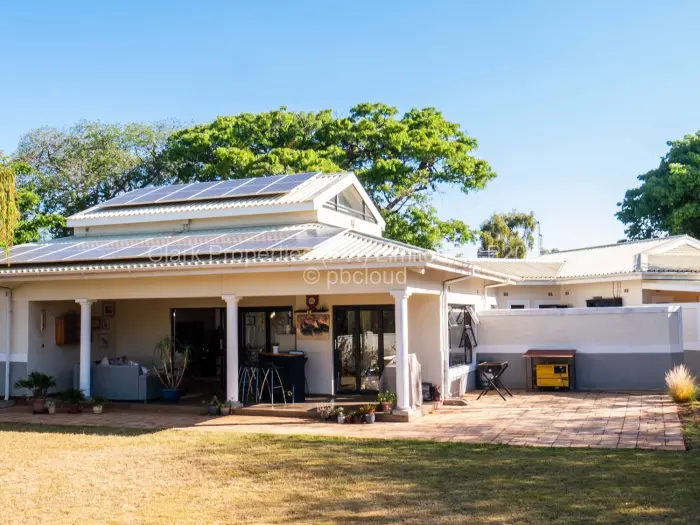 Townhouse/Complex/Cluster for Sale in Greystone Park, Harare