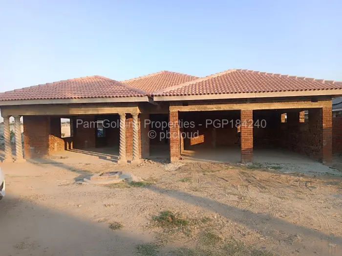 4 Bedroom House for Sale in Zimre Park, Harare