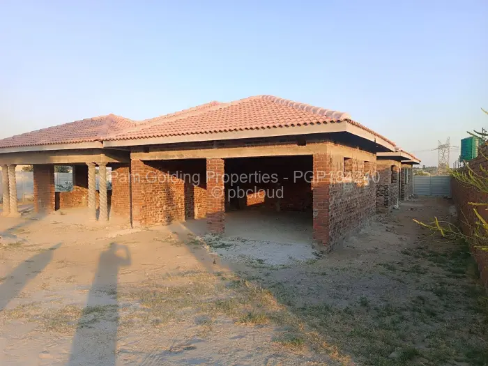 4 Bedroom House for Sale in Zimre Park, Harare