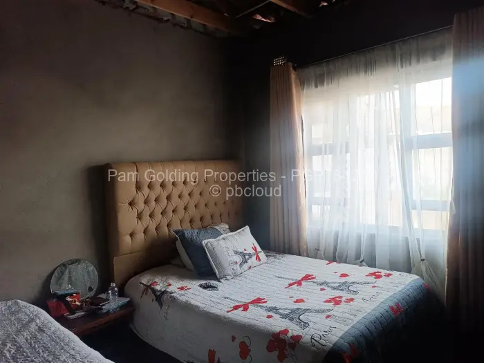 4 Bedroom House for Sale in Zimre Park, Harare