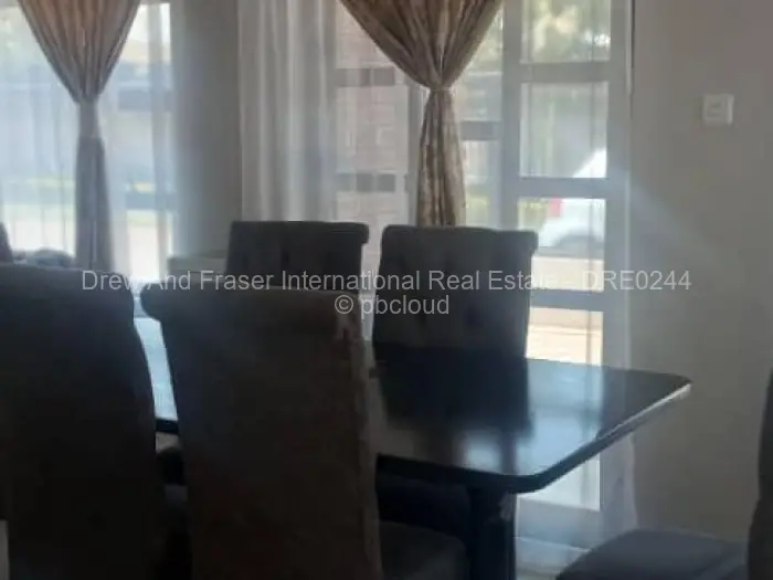 4 Bedroom House for Sale in Nkwisi Gardens, Harare