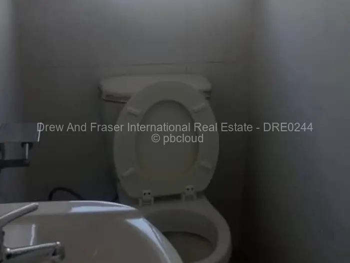 4 Bedroom House for Sale in Nkwisi Gardens, Harare