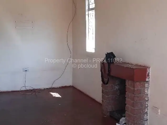 4 Bedroom House for Sale in Chitungwiza, Chitungwiza