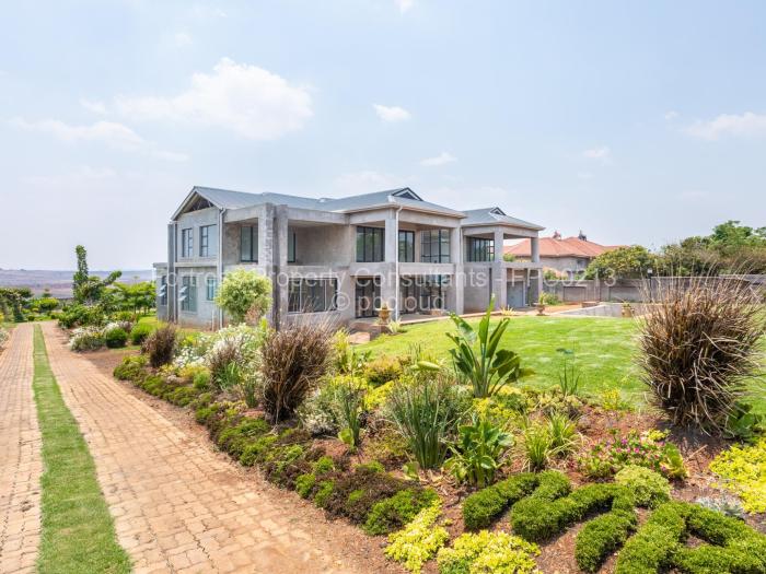 5 Bedroom House for Sale in Brookeview, Harare