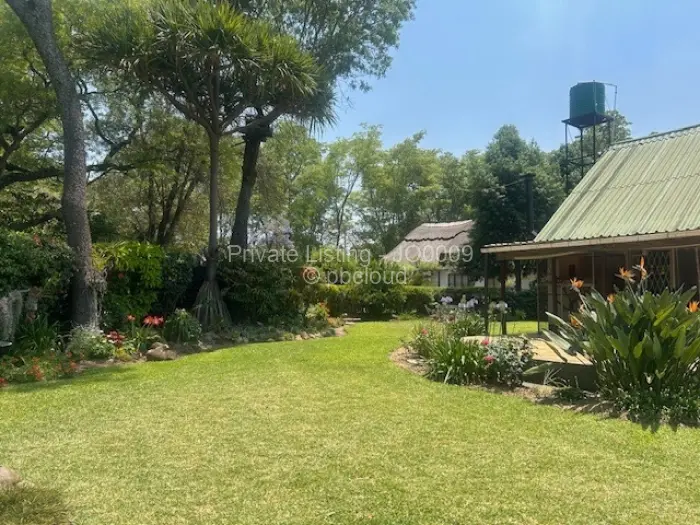 3 Bedroom House for Sale in Lake Chivero, Lake Chivero