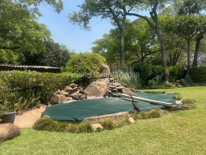 3 Bedroom House for Sale in Lake Chivero, Lake Chivero