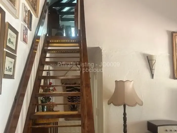 3 Bedroom House for Sale in Lake Chivero, Lake Chivero