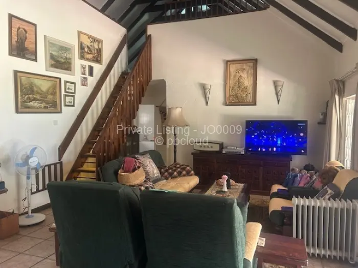 3 Bedroom House for Sale in Lake Chivero, Lake Chivero