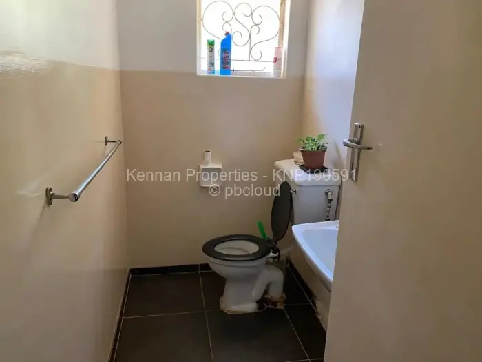 3 Bedroom House for Sale in Murambi, Mutare