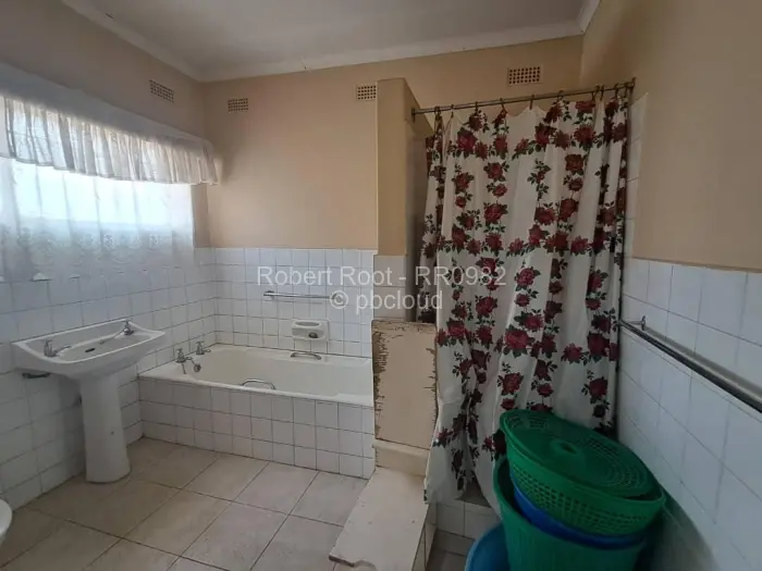 3 Bedroom House to Rent in Sunridge