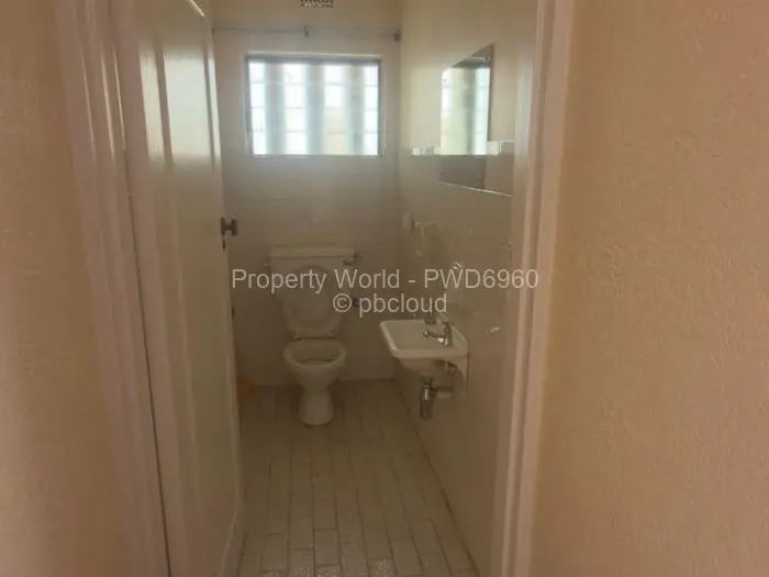 Townhouse/Complex/Cluster to Rent in Avondale