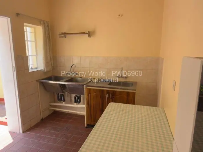 Townhouse/Complex/Cluster to Rent in Avondale