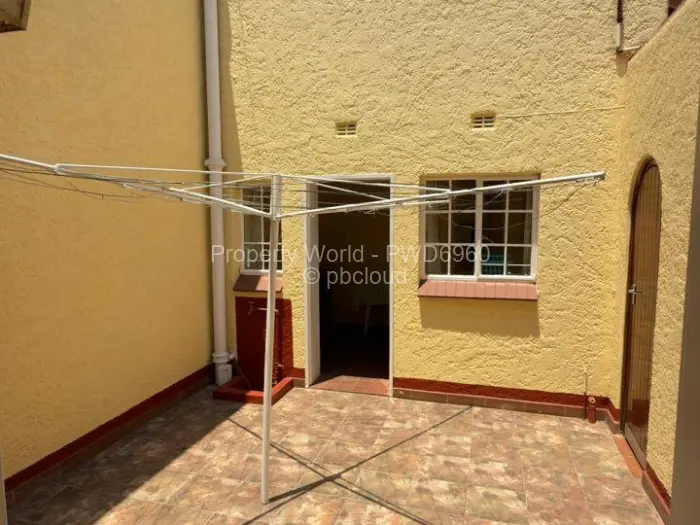 Townhouse/Complex/Cluster to Rent in Avondale
