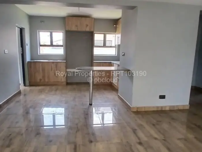 Townhouse/Complex/Cluster for Sale in Arlington, Harare