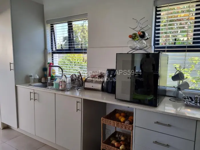 Townhouse/Complex/Cluster to Rent in Greendale