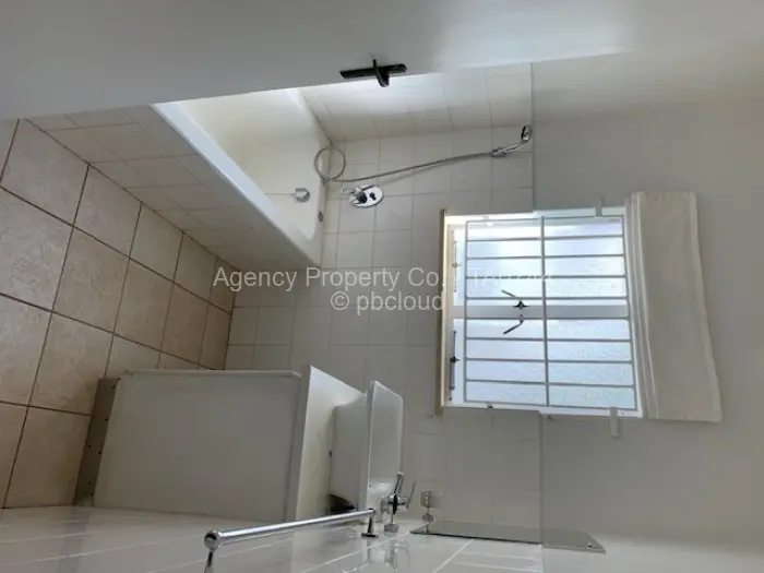 4 Bedroom House to Rent in Chisipite