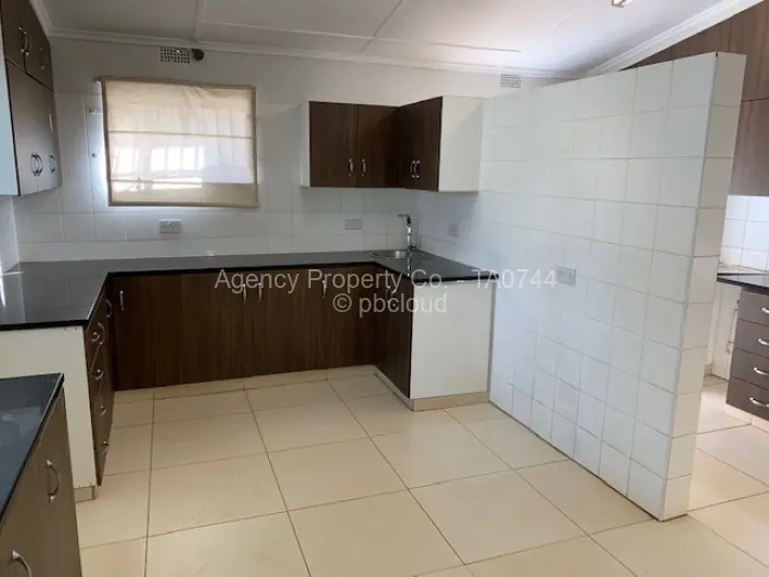 4 Bedroom House to Rent in Chisipite