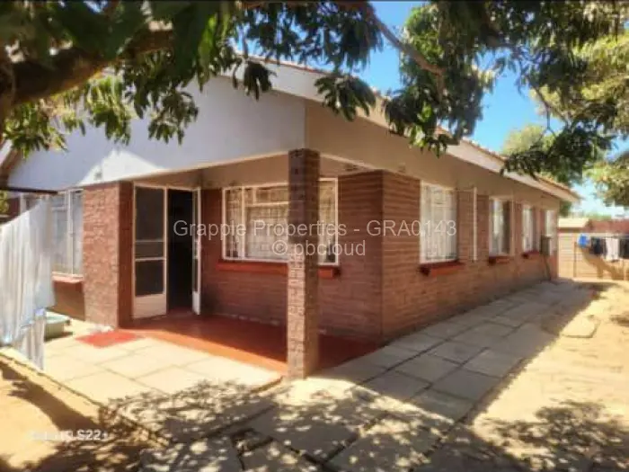 4 Bedroom House for Sale in Tafara, Harare