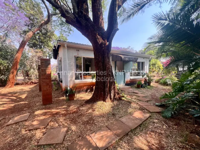 1 Bedroom Cottage/Garden Flat to Rent in Highlands