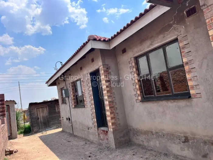 4 Bedroom House for Sale in Glen View, Harare