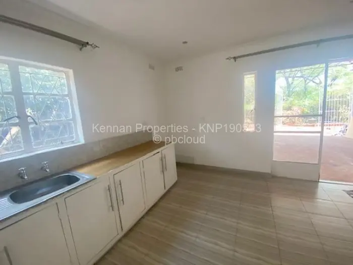 Commercial Property to Rent in Greendale North
