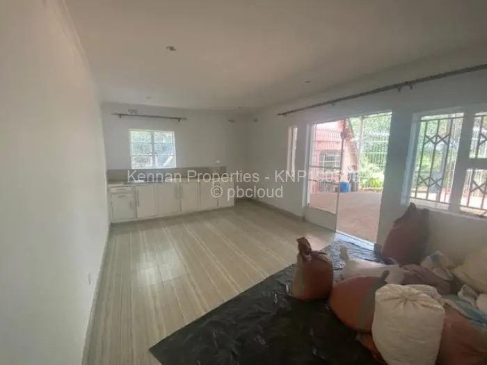 Commercial Property to Rent in Greendale North