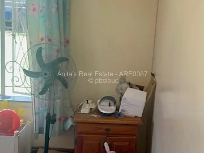 3 Bedroom House for Sale in Ilanda, Bulawayo