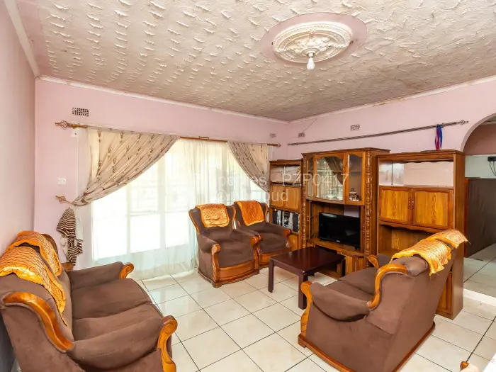 5 Bedroom House for Sale in Sunningdale, Harare