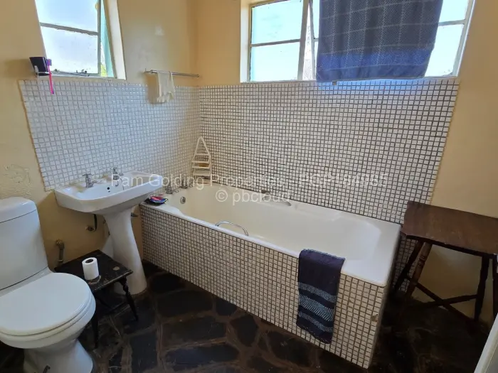 4 Bedroom House for Sale in Hillside Byo, Bulawayo
