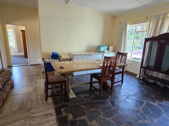 4 Bedroom House for Sale in Hillside Byo, Bulawayo