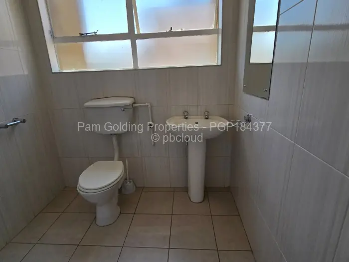 4 Bedroom House for Sale in Selbourne Park, Bulawayo