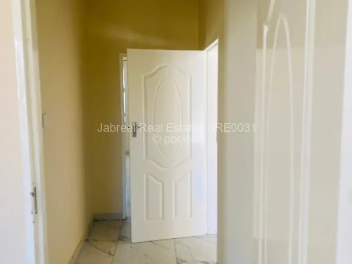 Townhouse/Complex/Cluster to Rent in Greendale