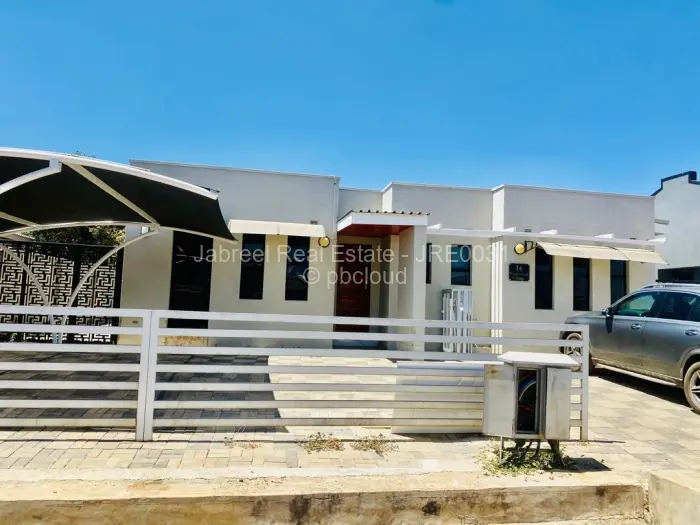 Townhouse/Complex/Cluster to Rent in Greendale