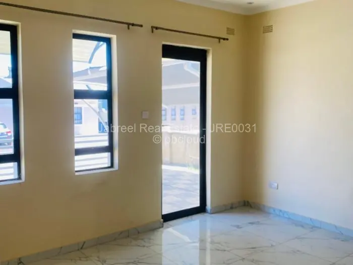 Townhouse/Complex/Cluster to Rent in Greendale