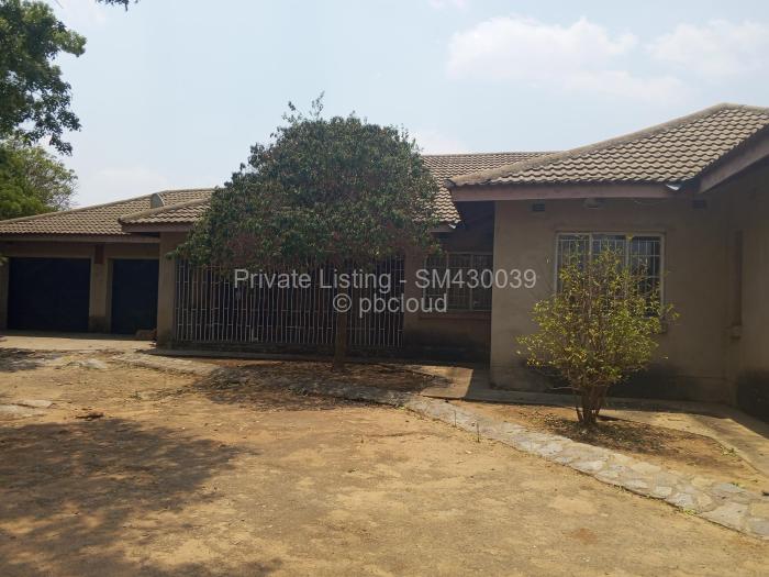 4 Bedroom House for Sale in Ruwa, Ruwa