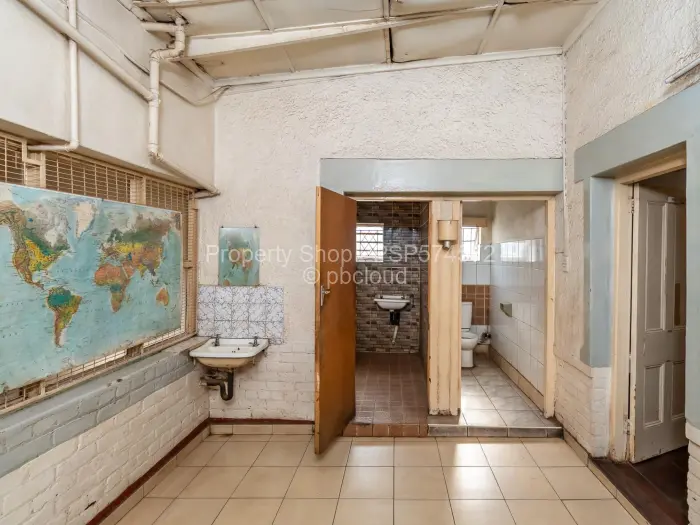 Warehouse/Industrial for Sale in Avenues, Harare