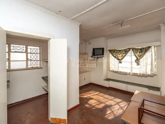 Warehouse/Industrial for Sale in Avenues, Harare