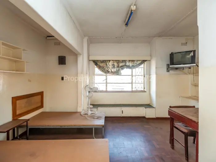 Warehouse/Industrial for Sale in Avenues, Harare