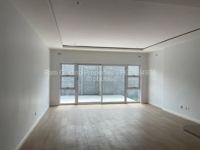 Townhouse/Complex/Cluster to Rent in Greendale